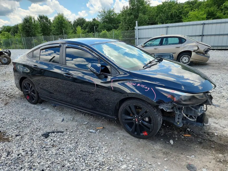 2018 CHEVROLET CRUZE LT  