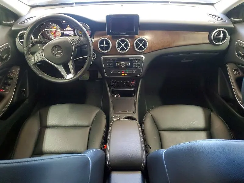 2015 MERCEDES-BENZ GLA 250  