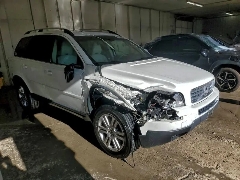 2011 VOLVO XC90 3.2  
