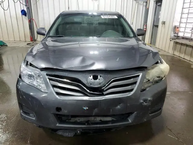 2010 TOYOTA CAMRY SE  