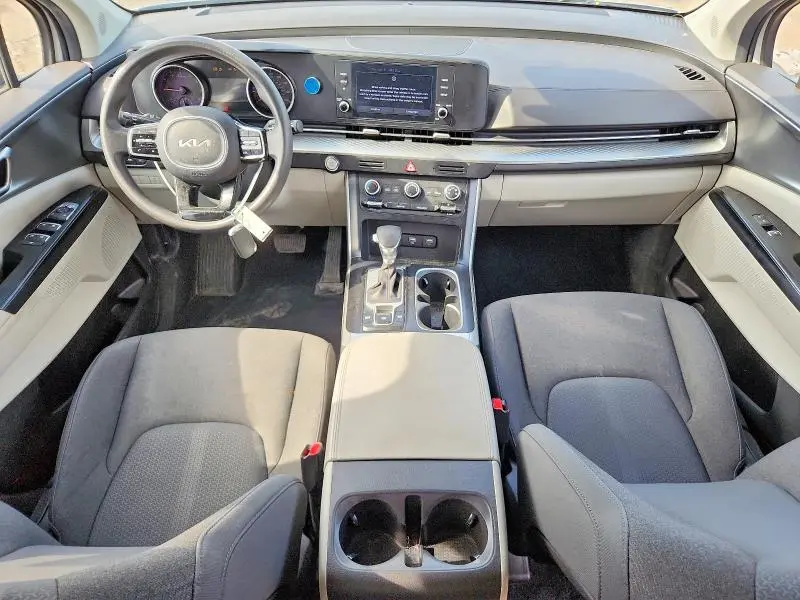 2023 KIA CARNIVAL LX  