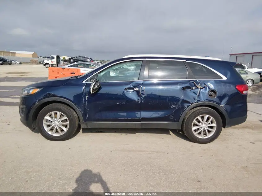 2016 KIA SORENTO 2.4L LX