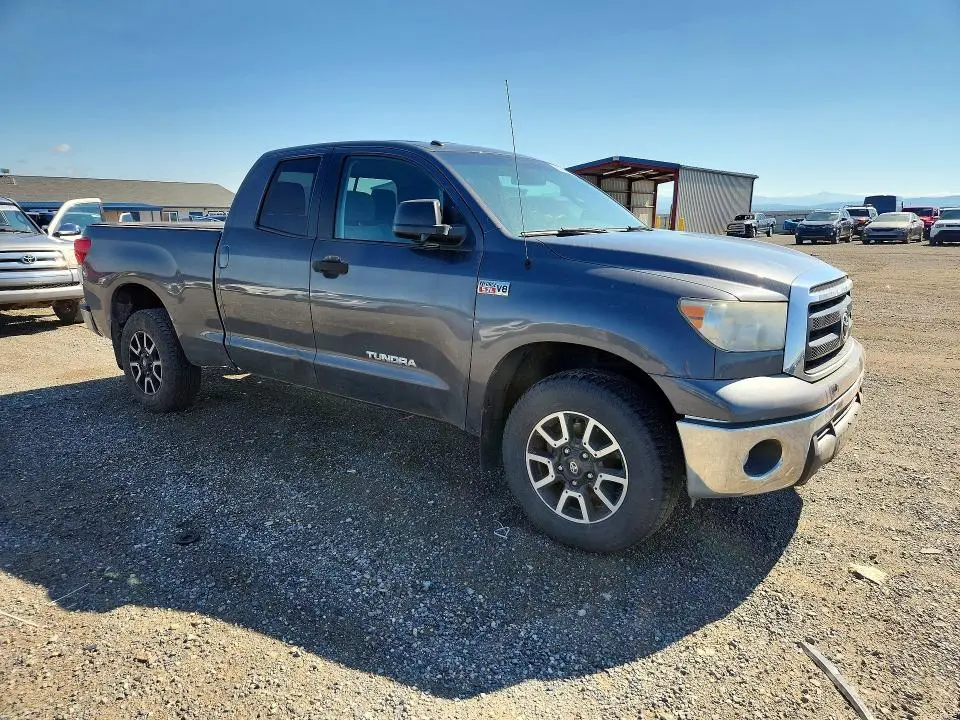 2012 TOYOTA TUNDRA DOUBLE CAB SR5  