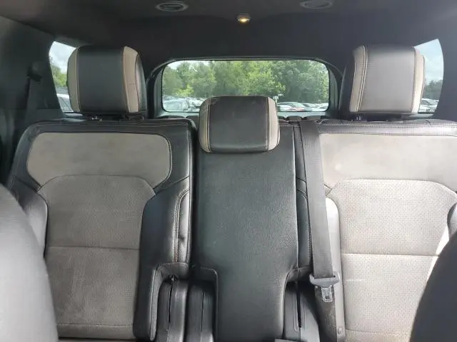2017 FORD EXPLORER XLT  