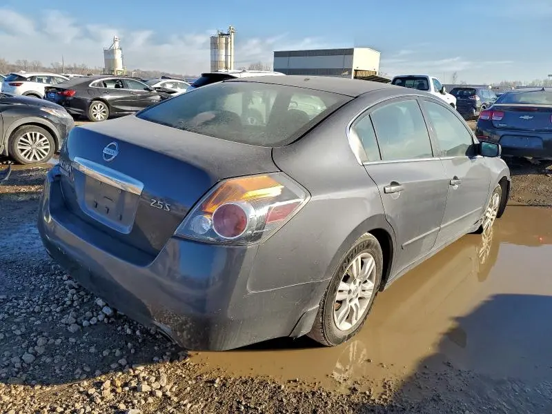 2010 NISSAN ALTIMA BASE  