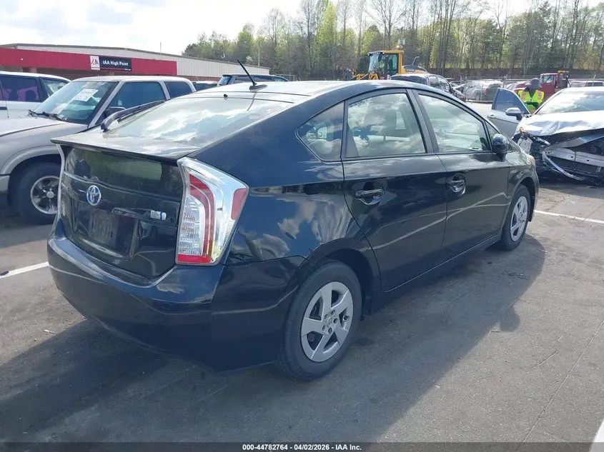 2014 TOYOTA PRIUS THREE
