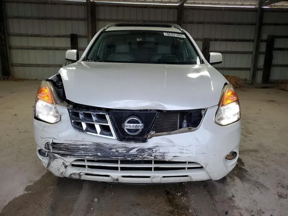 2011 NISSAN ROGUE S  