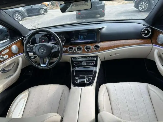 2017 MERCEDES-BENZ E 300 4MATIC  