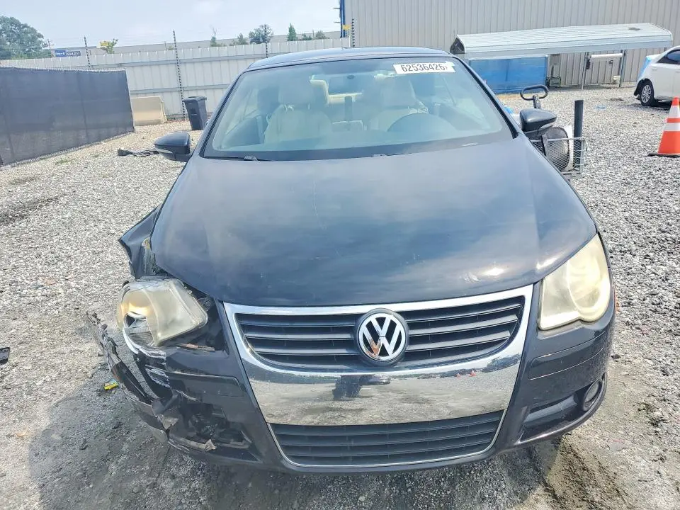 2011 VOLKSWAGEN EOS KOMFORT  