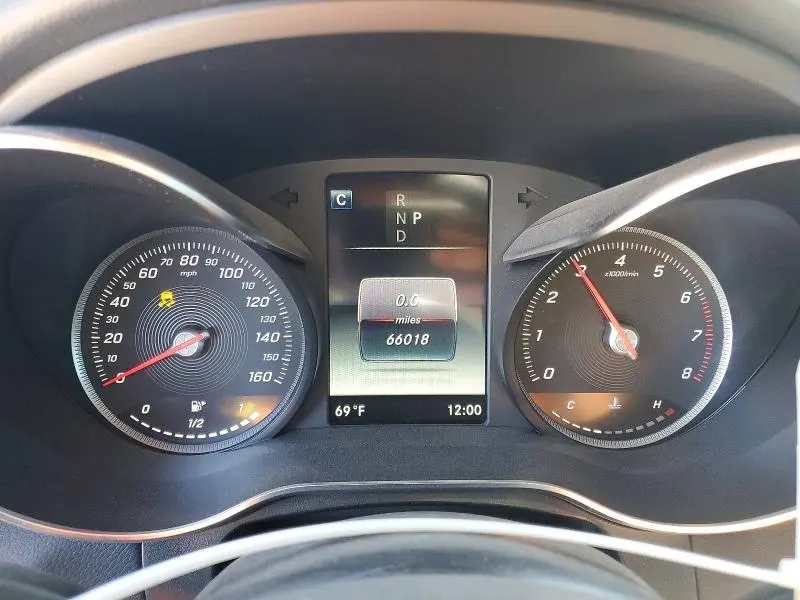 2019 MERCEDES-BENZ GLC 300  