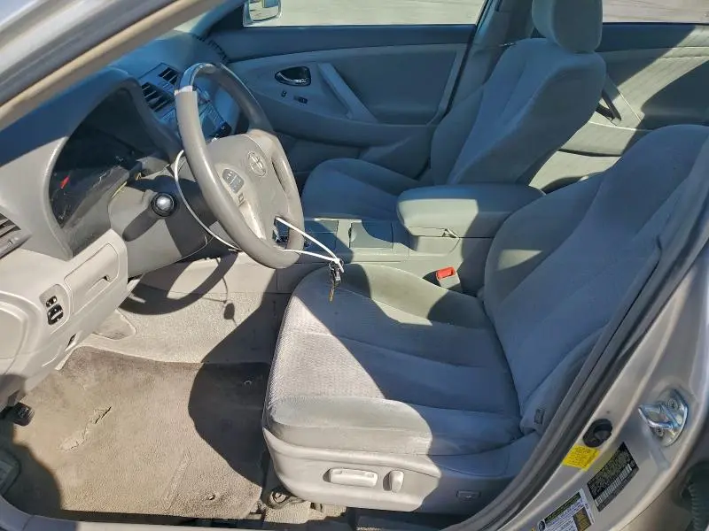 2011 TOYOTA CAMRY BASE  