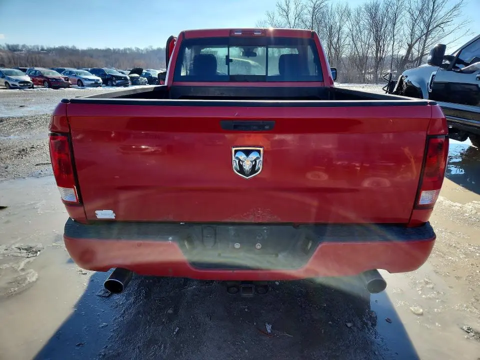 2013 RAM 1500 ST  