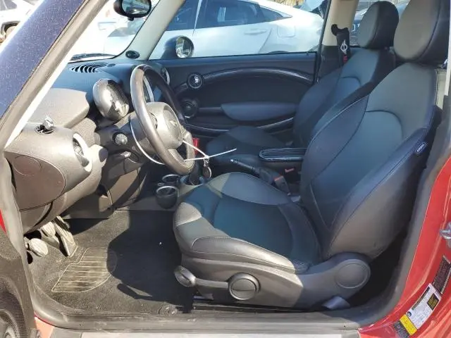 2011 MINI COOPER S