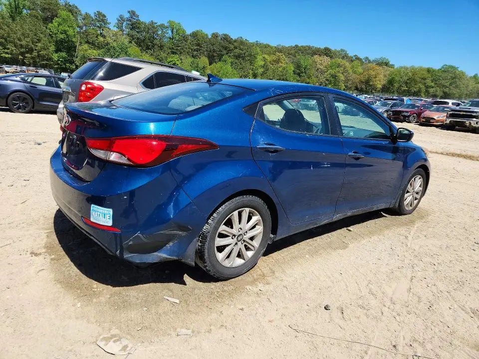 2015 HYUNDAI ELANTRA SE  