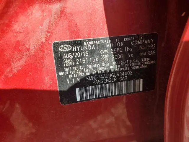 2016 HYUNDAI ELANTRA SE  