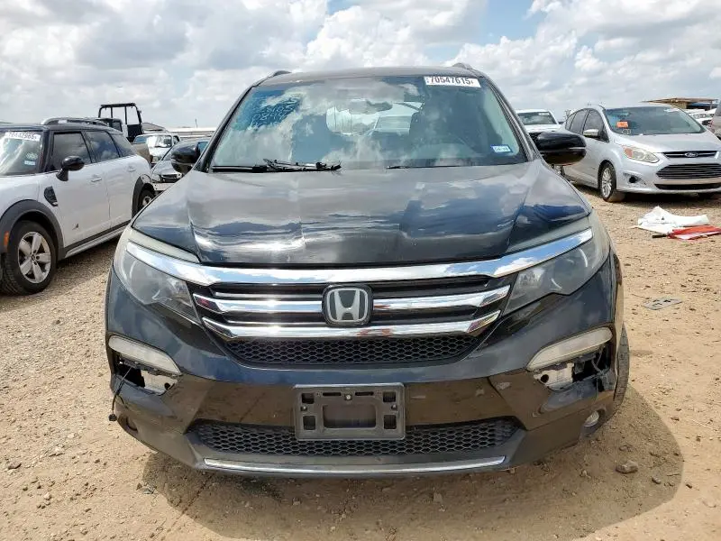 2017 HONDA PILOT ELITE  