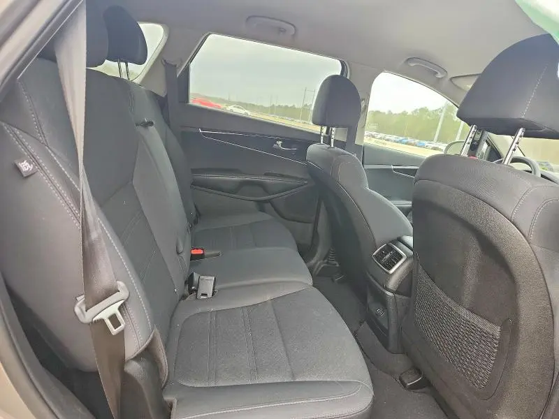 2019 KIA SORENTO L  