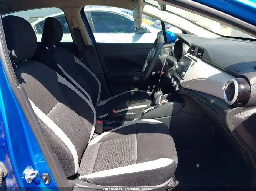 2021 NISSAN VERSA SV XTRONIC CVT