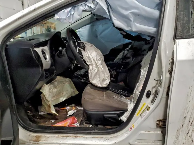 2019 TOYOTA COROLLA L  