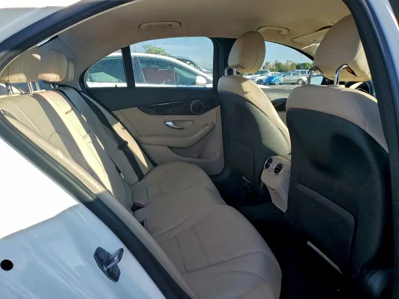 2017 MERCEDES-BENZ C 300  