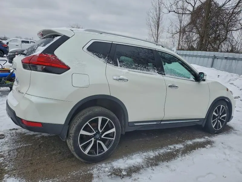2017 NISSAN ROGUE SV  