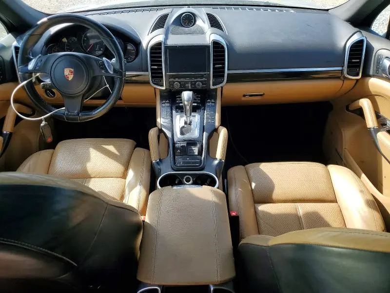 2014 PORSCHE CAYENNE BASE  