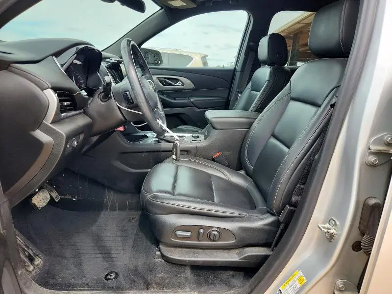 2022 CHEVROLET TRAVERSE LT  