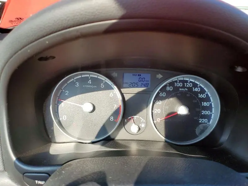 2010 HYUNDAI ACCENT SE  