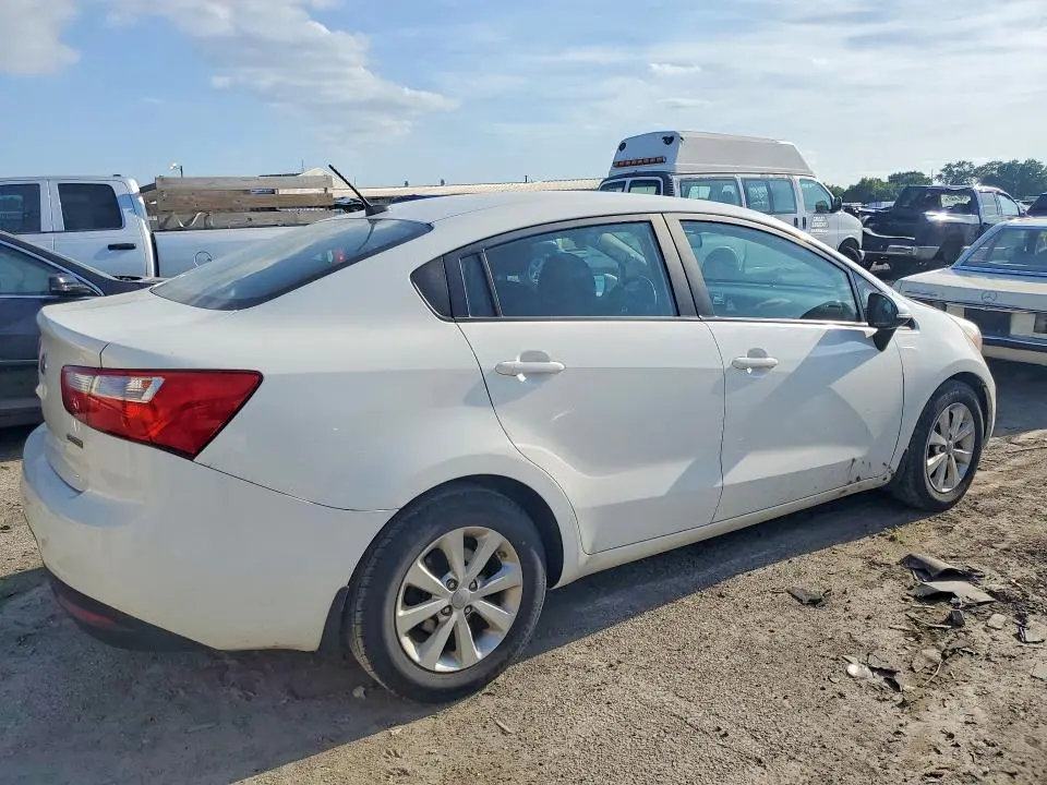 2015 KIA RIO EX  