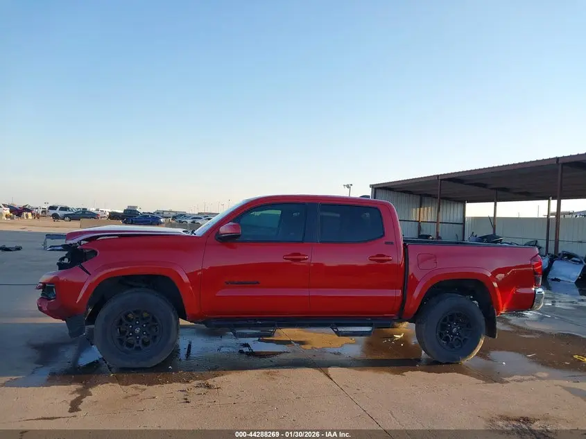 2020 TOYOTA TACOMA SR5 V6