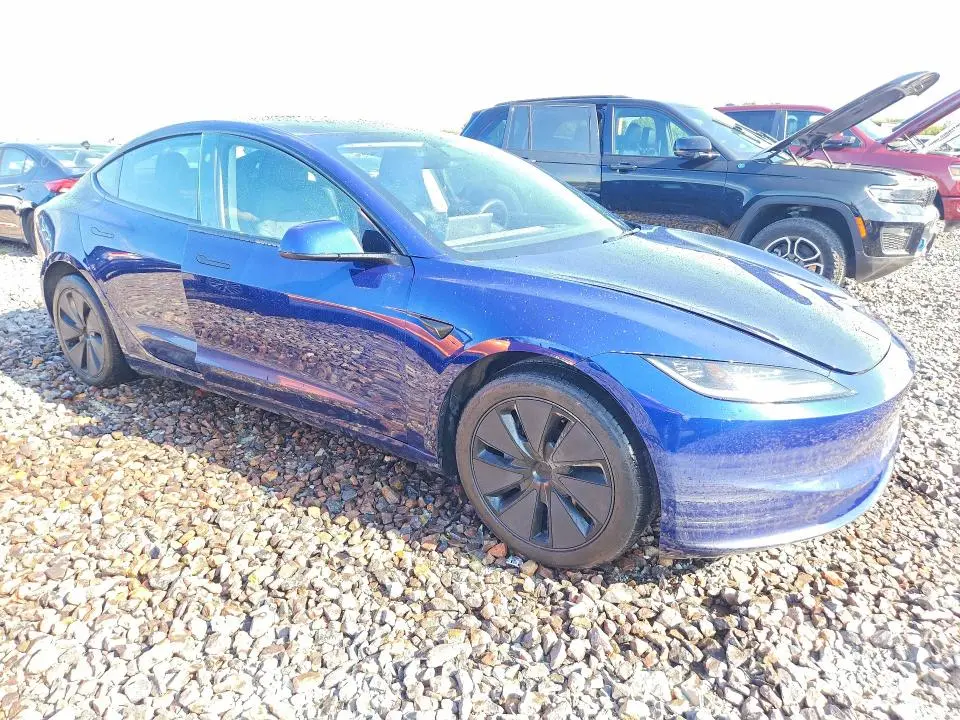 2024 TESLA MODEL 3   