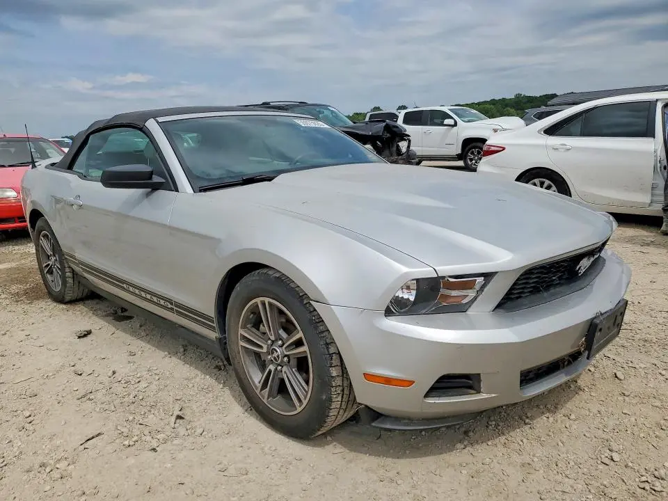 2010 FORD MUSTANG   