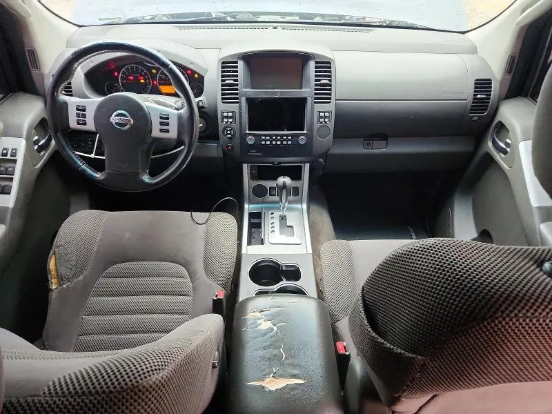 2012 NISSAN PATHFINDER S  