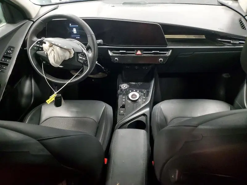 2023 KIA NIRO EX  