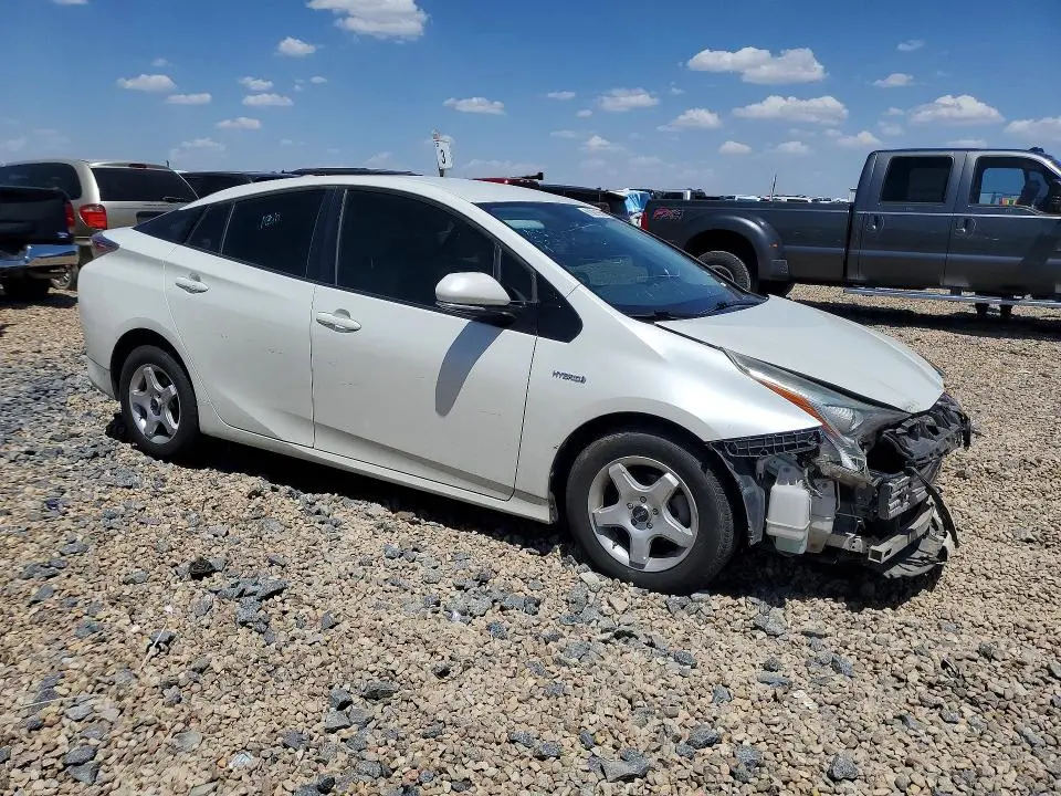 2016 TOYOTA PRIUS THREE  