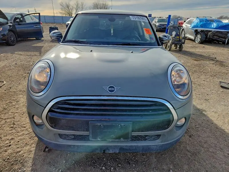 2019 MINI COOPER   