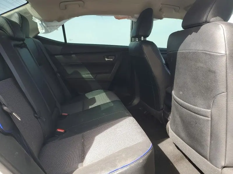 2019 TOYOTA COROLLA SE  