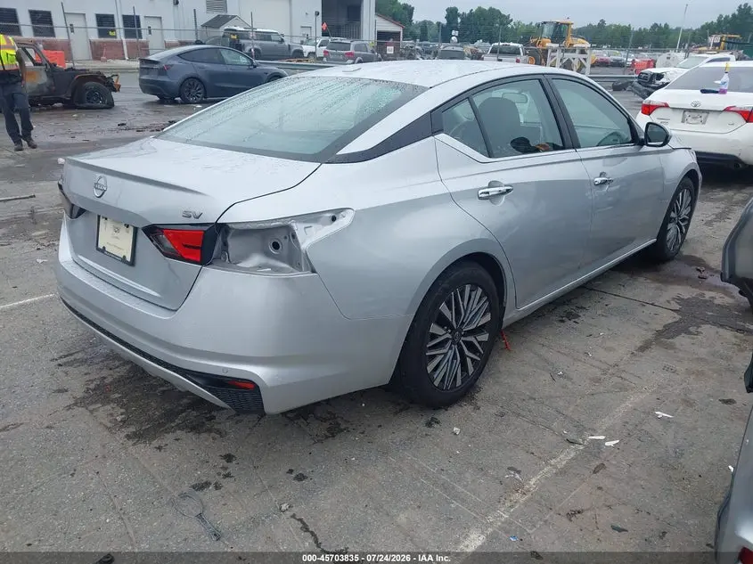 2023 NISSAN ALTIMA SV FWD