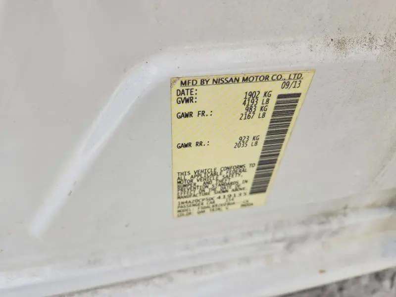 2013 NISSAN LEAF S  