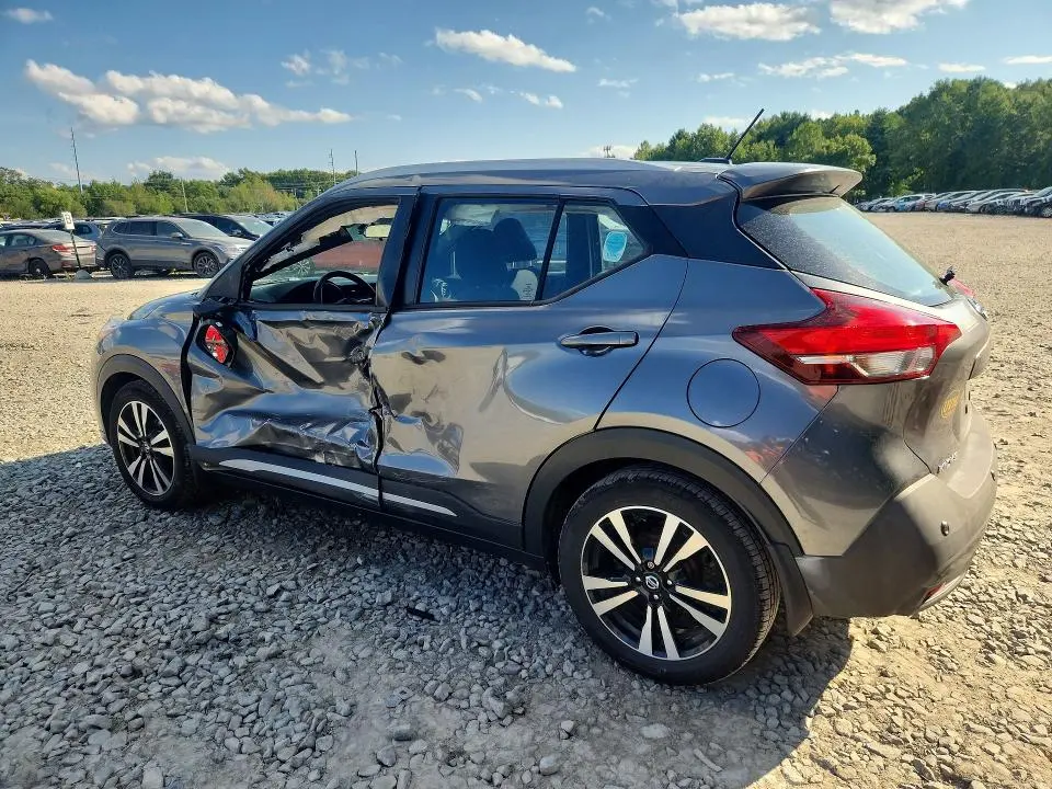 2020 NISSAN KICKS SR  