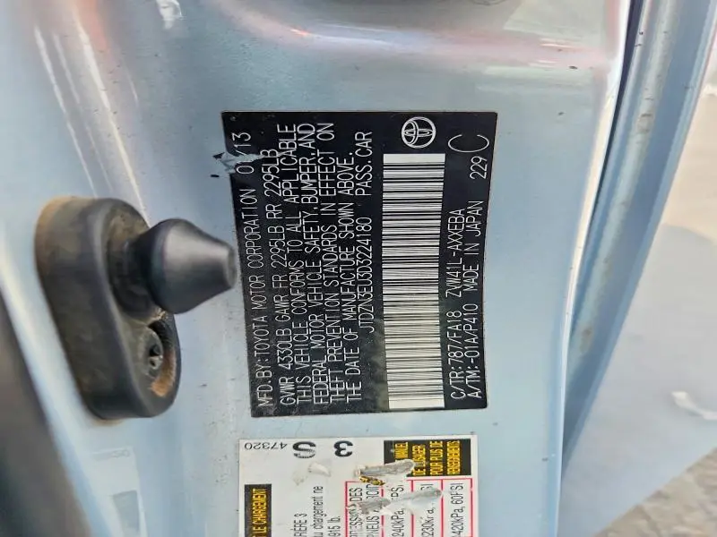 2013 TOYOTA PRIUS V TWO  