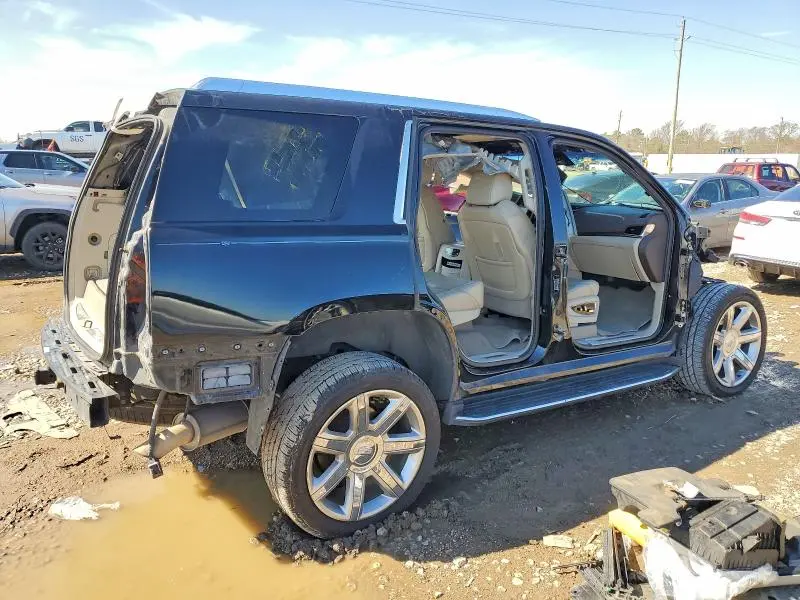 2017 CADILLAC ESCALADE   