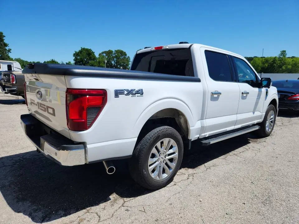 2024 FORD F150 XLT  