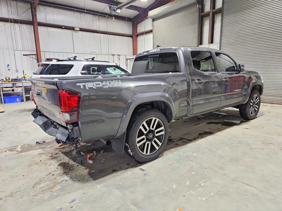 2018 TOYOTA TACOMA TRD SPORT  