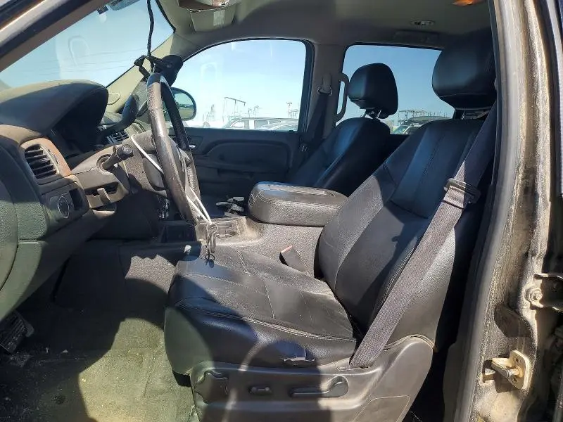 2013 CHEVROLET SUBURBAN C1500 LT  