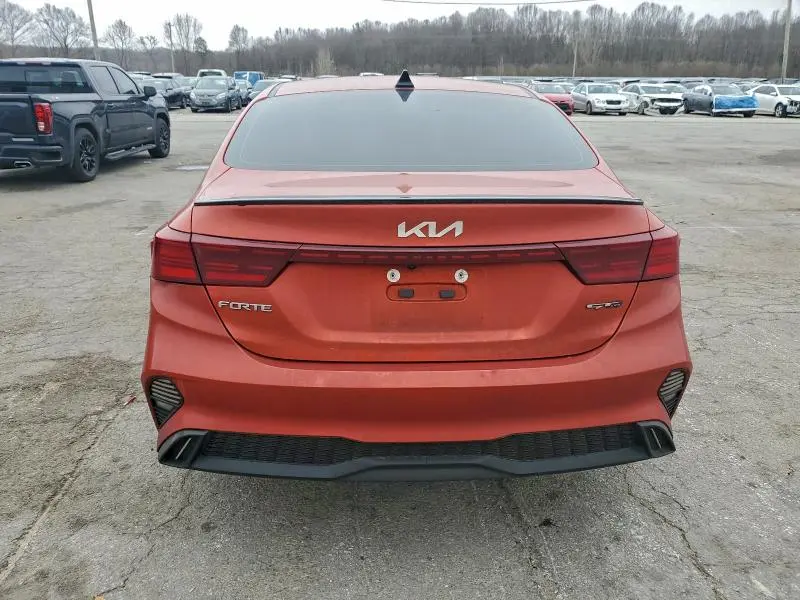 2023 KIA FORTE GT LINE  