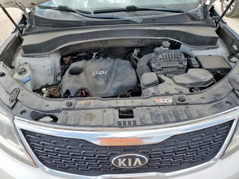 2014 KIA SORENTO LX  