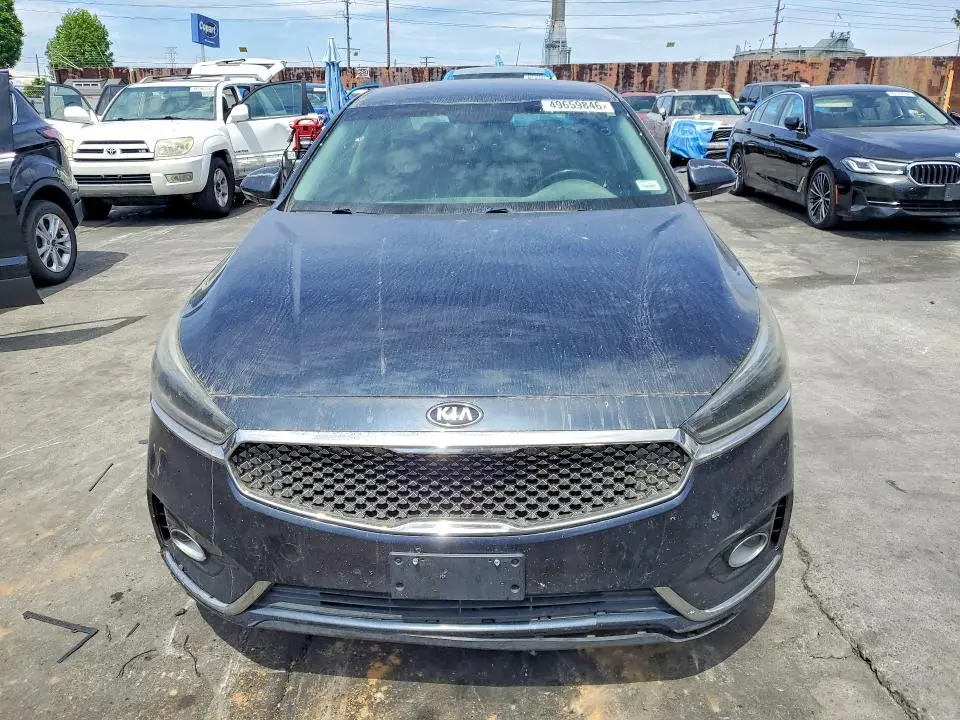 2017 KIA CADENZA PREMIUM  