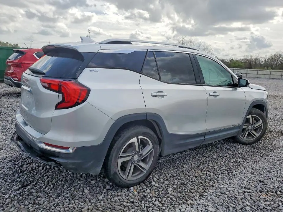 2018 GMC TERRAIN SLT  