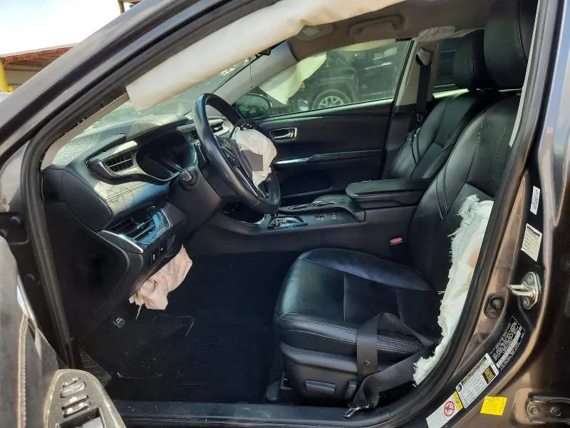 2018 TOYOTA AVALON XLE  